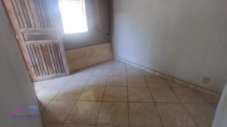 Imagem Oportunidade Única 2 Casa em Terreno Alto, Murado e Escriturado!