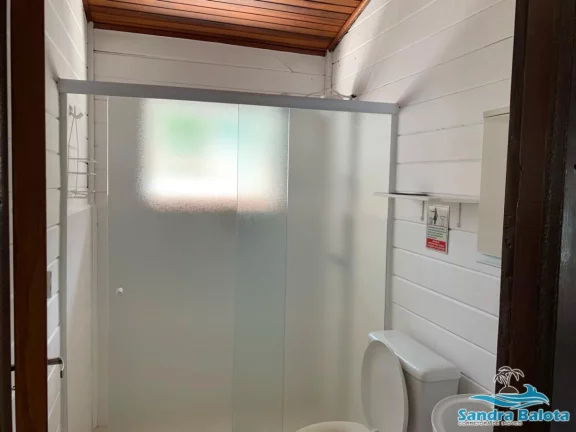 Imagem Bela casa a 250 metros da praia