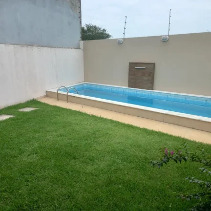 Imagem Casa para Venda em Itanhaém, Jardim Jamaica, 2 dormitórios, 1 suíte, 1 banheiro, 2 vagas