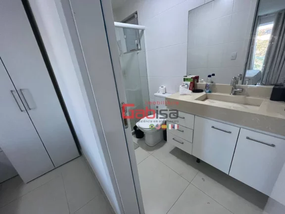Imagem Apartamento com 3 dormitórios à venda, 80 m² por R$ 1.000.000,00 - Centro - Cabo Frio/RJ