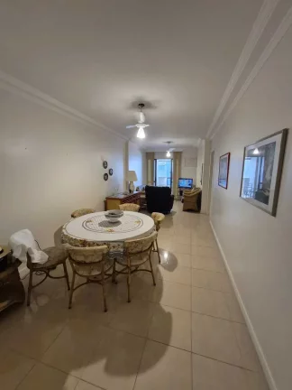 Imagem Apartamento com 3 dormitórios sendo 1 suíte e 2 vagas de garagem em Balneário Camboriú/SC