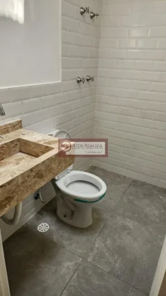 Imagem Sobrado à Venda na Vila São Pedro SP, 3 Dorms, Sendo Suítes, com 110m², R$740mil. OPORTUNIDADE.