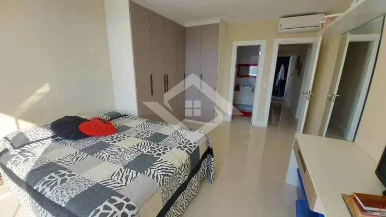 Imagem Casa Triplex de 4 Quartos para Venda no Art Life Recreio