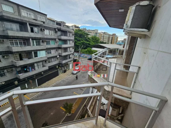 Imagem Apartamento com 3 dormitórios à venda, 146 m² por R$ 850.000,00 - Centro - Cabo Frio/RJ