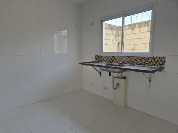 Imagem Sobrado para alugar com 2 quartos, sendo 2 suítes, no condomínio Villa Juçaras, Atibaia - SP