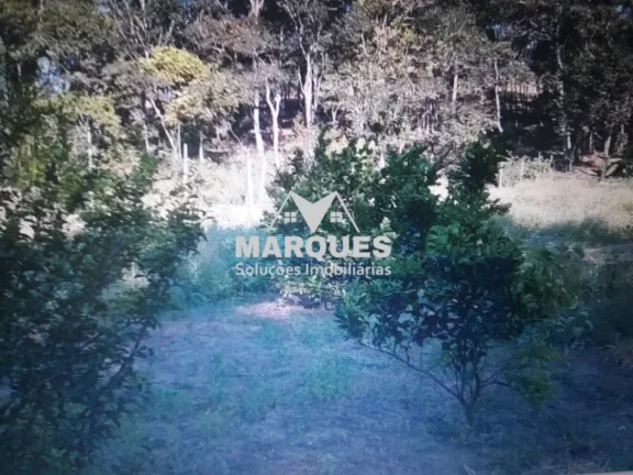 Imagem Oportunidade Única! Terreno de 4.934m² à Venda