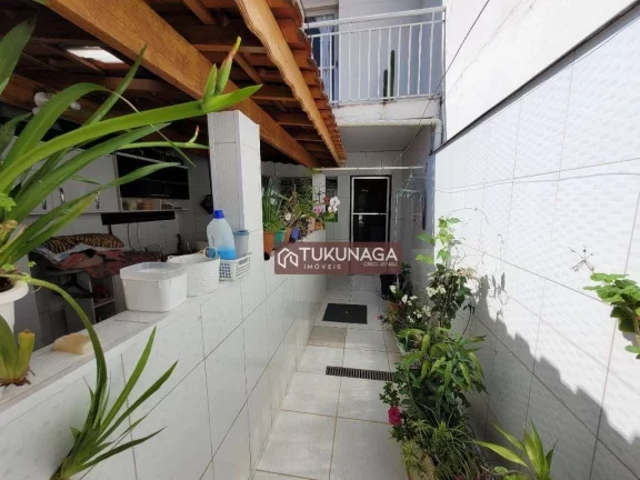 Imagem Sobrado com 2 dormitórios à venda, 100 m² por R$ 715.000,00 - Jardim Vila Galvão - Guarulhos/SP