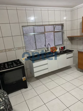 Imagem Sobrado à venda em São Paulo-SP, Vila Liviero: 3 quartos, 1 suíte, 1 sala, 2 banheiros, 2 vagas de garagem, 190m². Venha conferir!