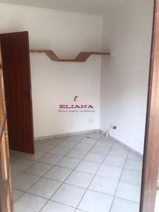 Imagem Sobrado em condomínio à venda em São Paulo, Parque São Domingos, com 2 quartos, 83m²