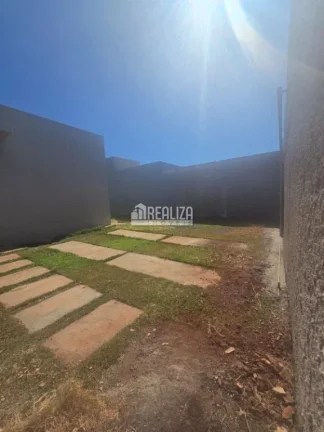 Imagem Casa à venda no Parque das Aroeiras - Uberaba. Ótima oportunidade!