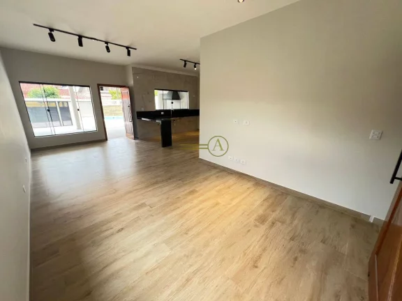 Imagem Lindíssima Casa à venda Nova e com muito bom gosto no acabamento em Peruíbe