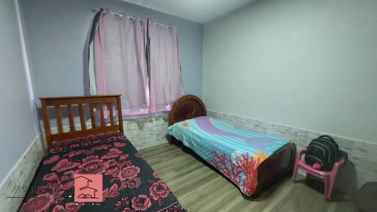 Imagem Casa à Venda - Próx. à Praia, Totalmente Reformada!