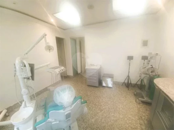Imagem Sala comercial à venda ou para alugar no condomínio Morumbi Medical Center, São Paulo - SP