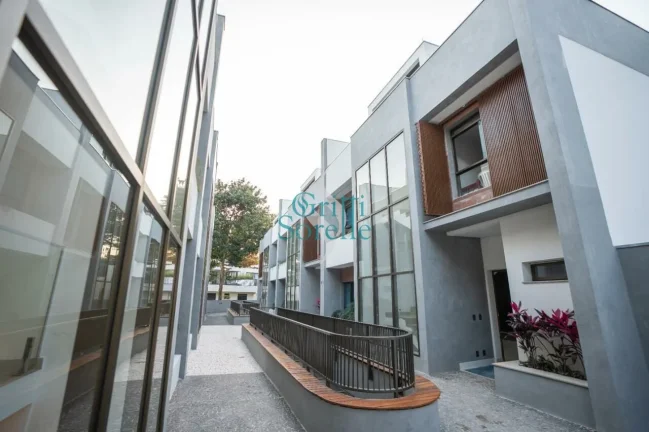 Imagem Casa de condomínio à Venda em Alto da Boa Vista - São Paulo/SP.
