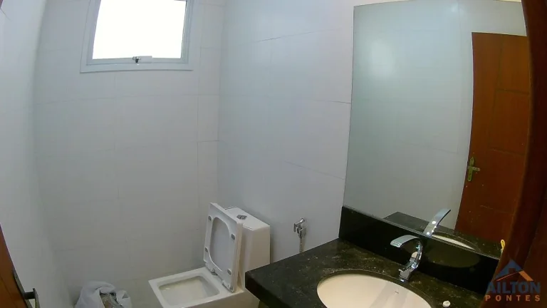 Imagem Casa Duplex com 4 Suítes à Venda na Praia do Morro, Guarapari-ES