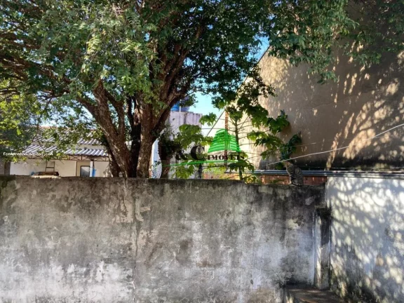 Imagem Casa para Venda em Limeira, Jardim Santana, 2 dormitórios, 1 banheiro, 5 vagas