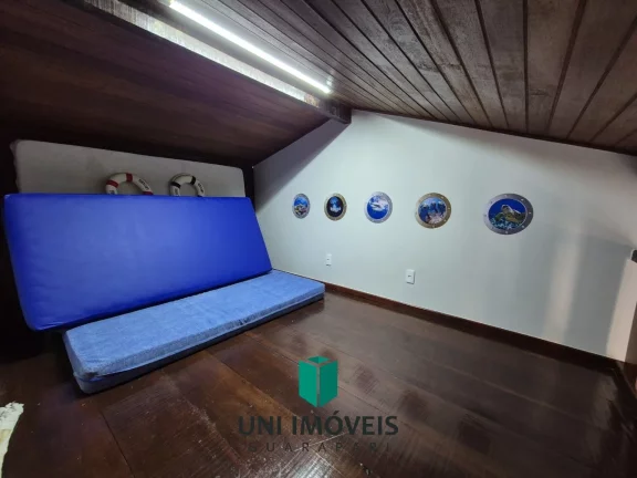 Imagem Casa duplex em condomínio fechado próximo a Praia de Peracanga ! Totalmente reformado e mobiliado.