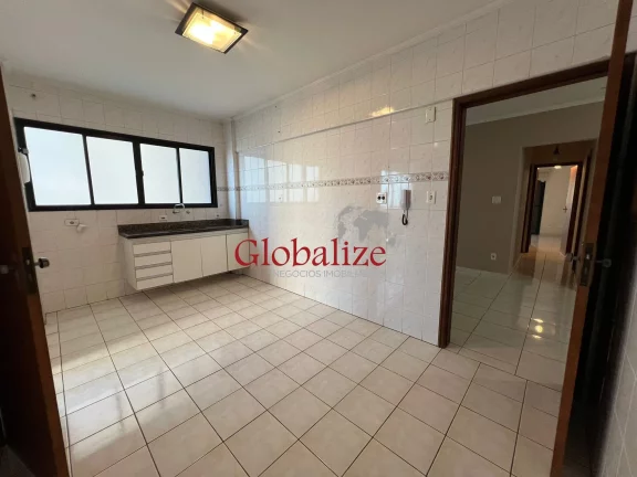 Imagem Apartamento 2 dormitórios com suíte e vaga privativa fechada na Ponta da Praia em Santos por R$695.000,00