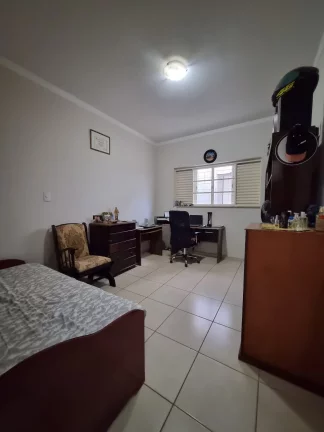 Imagem OPORTUNIDADE! CASA TERRÉA NO PRIMO MENEGHETTI COM 260 METROS DE TERRENO EM FRANCA/SP