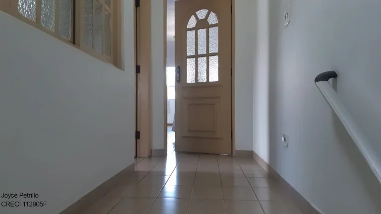 Imagem Vende-se Apartamento 3 Dormitórios Com 227 m² e a 550 m da Praia de Peruíbe. Confira!!!