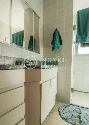 Imagem O Edifício tem ótima estrutura de construção. O apartamento é arejado, iluminado, com armários...