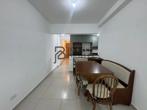 Imagem Apartamento com 2 dormitórios, sendo 1 suíte, 72 m² de área útil e 1 vaga de garagem - MOBILIADO