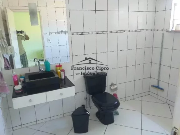 Imagem Casa à venda no bairro Belveder Clube dos 500 - Guaratinguetá/SP