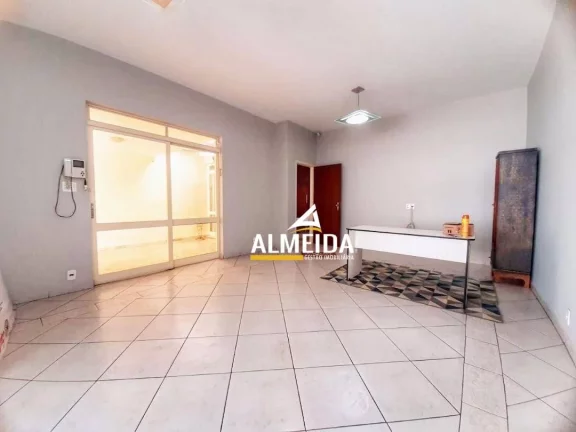 Imagem Casa com 4 dormitórios à venda, 218 m² por R$ 800.000,00 - Centro - Rio Claro/SP