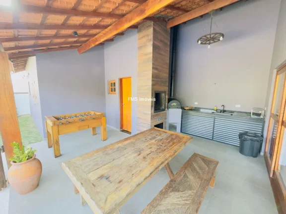 Imagem Oportunidade única: Casa de condomínio de alto padrão com 3 suítes e 4 vagas no Ninho Verde I, Porangaba-SP!