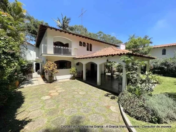 Imagem Linda casa, construída para morar com muito conforto e ótimo acabamento.