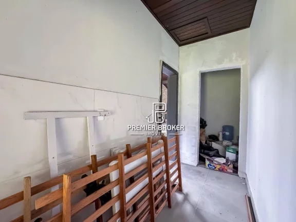 Imagem Casa com 5 dormitórios à venda, 350 m² por R$ 1.350.000,00 - Córrego das Pedras - Teresópolis/RJ