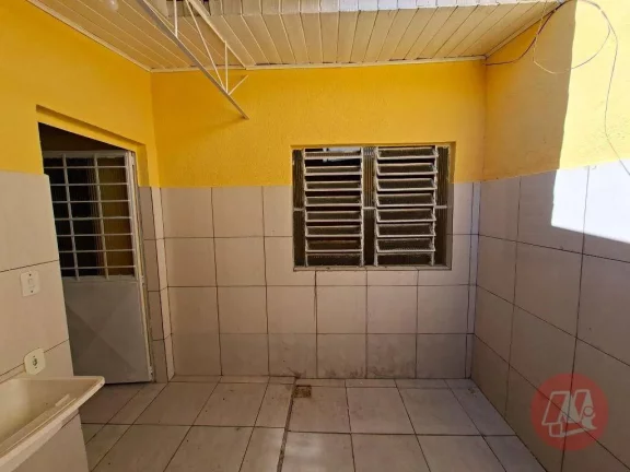 Imagem Casa para alugar, 76 m² por R$ 1.732,00/mês - Medianeira - Porto Alegre/RS