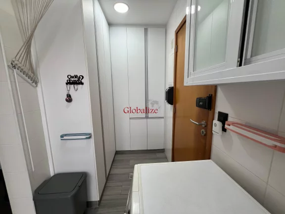 Imagem Apartamento à Venda com 2 Suítes e 2 Vagas no Bairro Ponta da Praia em Santos por R$ 1.500.000,00