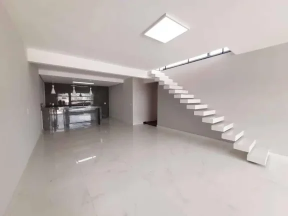 Imagem Casa dos sonhos no bairro Ibiapaba! 3 dormitórios, um suíte, ampla sala e espaço versátil para eventos