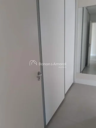 Imagem Apartamento com 110 m², com living para dois ambientes, varanda gourmet fechada com vidro, 03 quart...