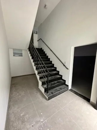 Imagem Galpão para Venda por R$3.200.000,00 e Aluguel á R$15.000,00/Mês com 440m², 1 sala, 3 banheiros e 3 vagas - Pq boturussu, São paulo / SP - Cód. 13696