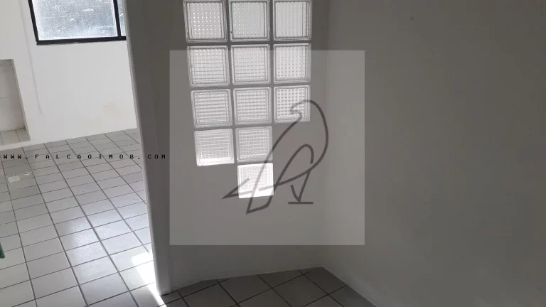 Imagem Vendo Sala Comercial na Pituba, Salvador-BA