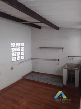 Imagem SANTO ANDRÉ Casa 125M², 2 dormitórios, 2 vagas ótima localização e valor !!!