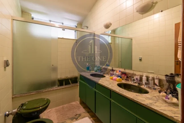 Imagem Espetacular casa à venda em São Paulo-SP, Alto de Pinheiros: 4 quartos, 4 suítes, 2 salas, 6 banheiros, 7 vagas, 495m².