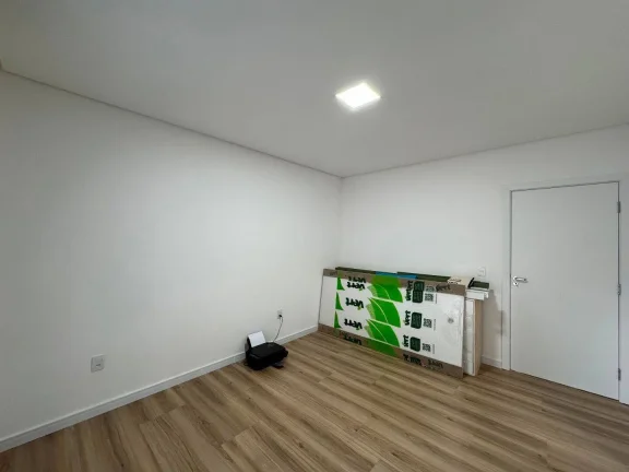 Imagem Casa com 3 quartos à venda, R$ 2.150.000 - Jandira/SP
