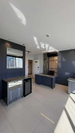 Imagem Sala comercial frente mar e mobiliada com 38,50m² e 1 vaga em Meia Praia -Itapema/SC