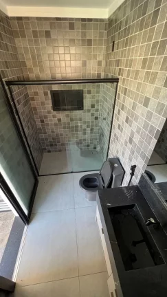 Imagem Imóvel luxuoso localizado em um condomínio com segurança 24 horas. Localização privilegiada em Rifaina-SP