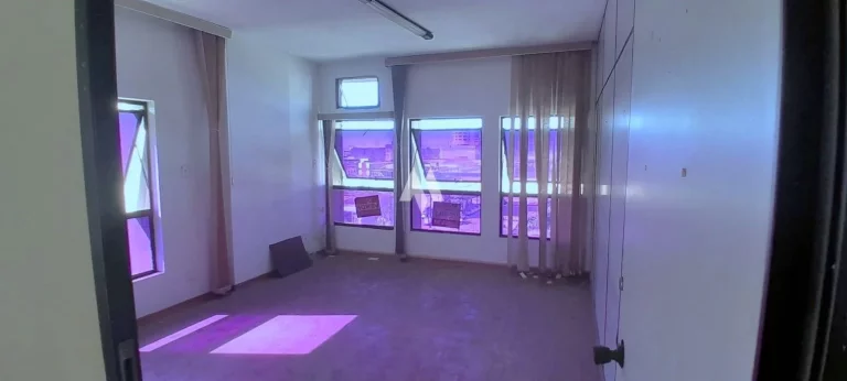 Imagem Sala Comercial em Ponto Estratégico na Ana Costa na Vila Mathias