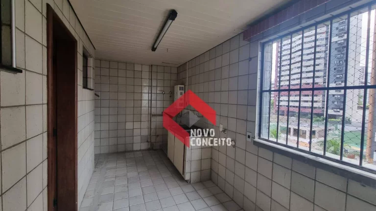 Imagem Apartamento à venda, 240 m² por R$ 700.000,00 - Meireles - Fortaleza/CE