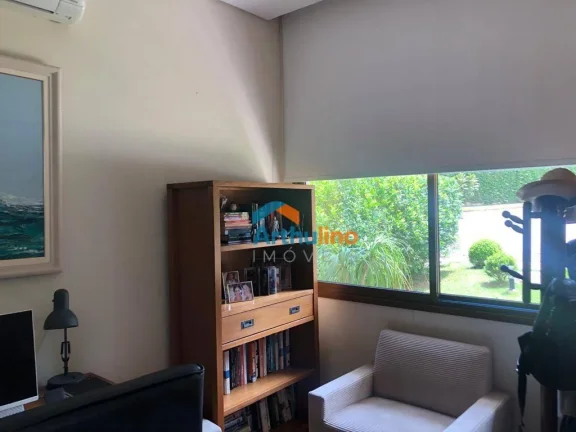 Imagem Casa 225 m² com 3 dormitórios, 3 suites, 4 banh, 5 vagas à venda, por R$ 1.500.000 - Fazendinha - Carapicuíba/SP