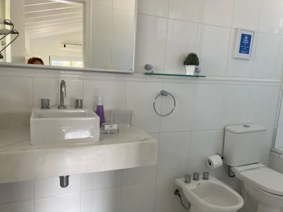 Imagem Casa de Luxo à Venda em Riviera de São Lourenço - 4 Quartos, 3 Suítes, 180m² - Riviera Módulo 20