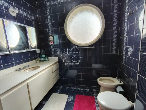 Imagem Apartamento à venda em Guarujá-SP: 3 quartos, 1 suíte, 2 salas, 3 banheiros, 2 vagas de garagem, 209m² - Bairro Pitangueiras!