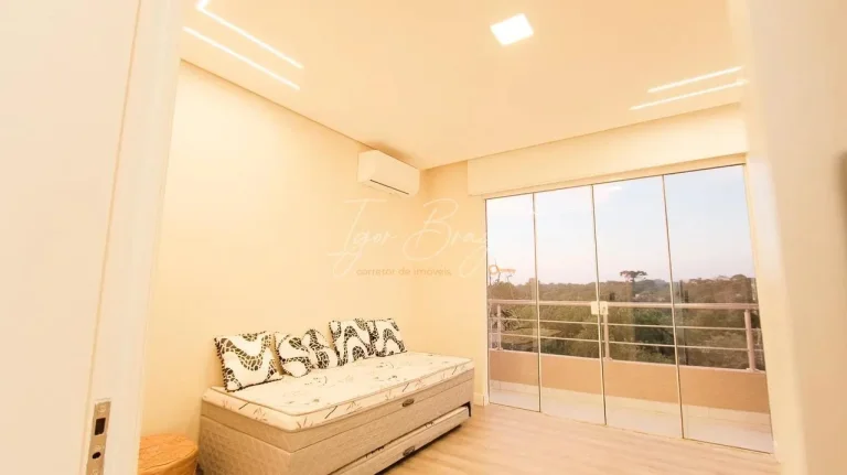 Imagem Casa à venda no bairro Butiatuvinha em Curitiba/PR