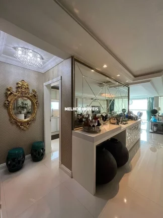 Imagem Apartamento a venda com vista Mar mobiliado, equipado e decorado com 04 Suítes Localizado na Meia Praia Itapema