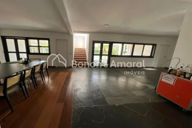 Imagem Se você está em busca de conforto, segurança e sofisticação, essa é a casa perfeita para você...